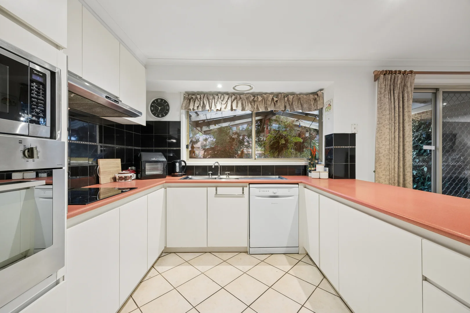 Additional image 4 of 174 Wells Road, Aspendale Gardens VIC 3195