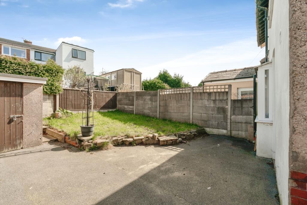 Additional image 2 of Casterton Avenue, Burnley, Lancashire, BB10