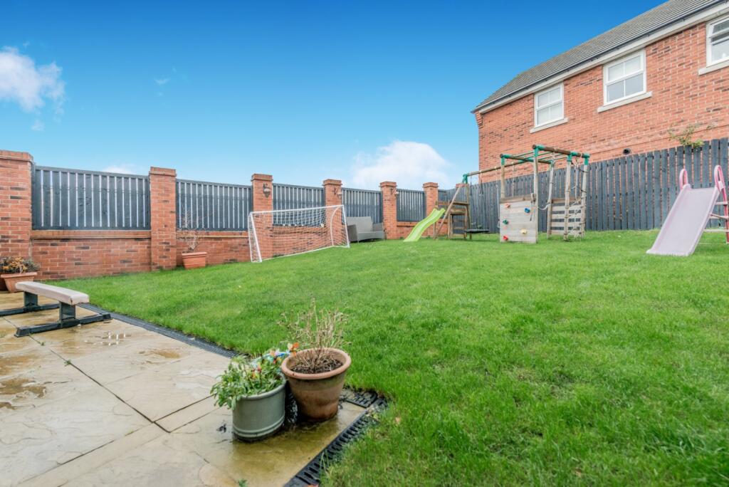 Additional image 14 of Heathfield Lane, Birkenshaw, Bradford, West Yorkshire, BD11
