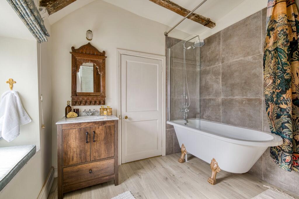 Additional image 30 of Exceptionally attractive, historic central Wells home