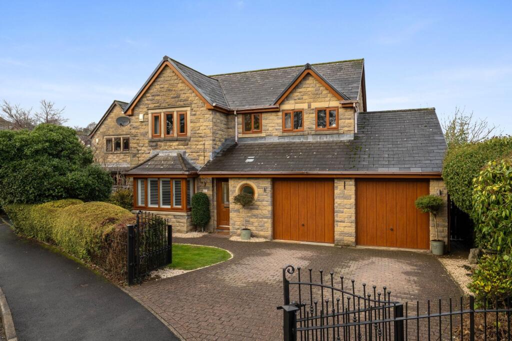 Alden Close, Helmshore