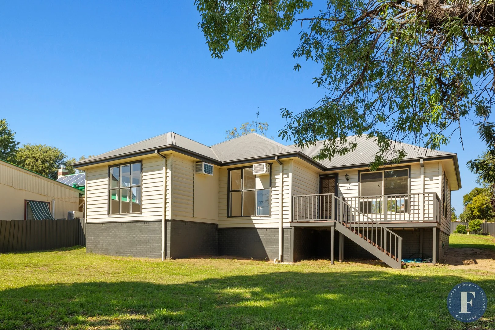 196 Albury Street, Harden NSW 2587