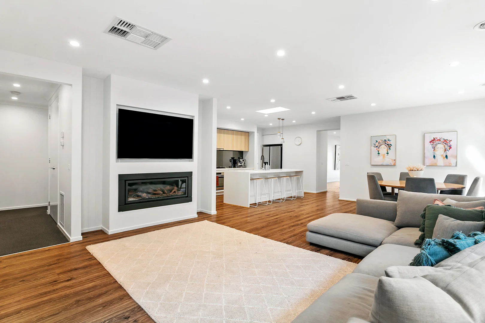Additional image 6 of 18 McPherson Drive, Croydon VIC 3136