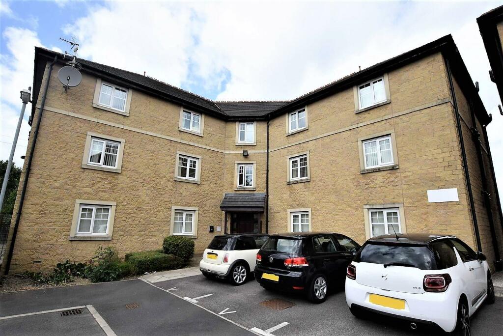 Clayton Fold, Burnley