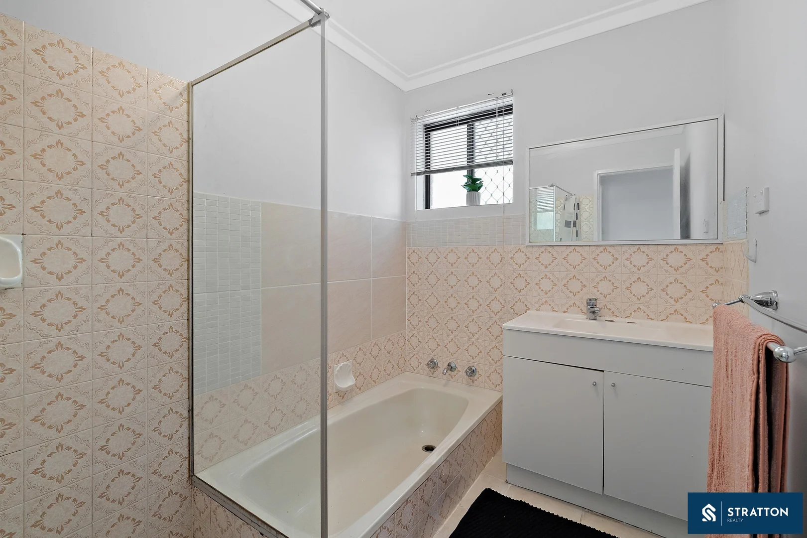 Additional image 23 of 32 Rushbrook Way, Thornlie WA 6108