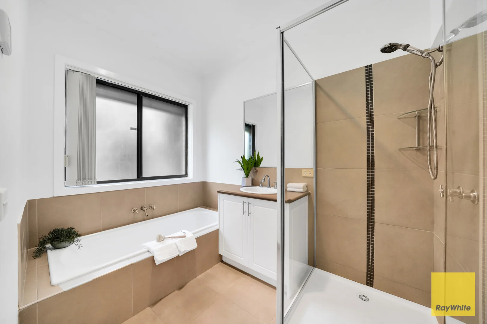 Additional image 13 of 28 Ironbark Grove, Burnside Heights VIC 3023