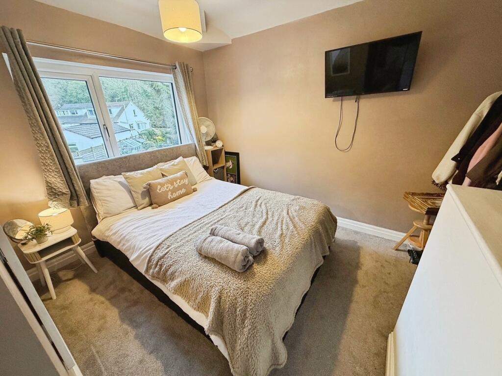 Additional image 9 of South Hill Drive, Gilstead, Bingley, BD16