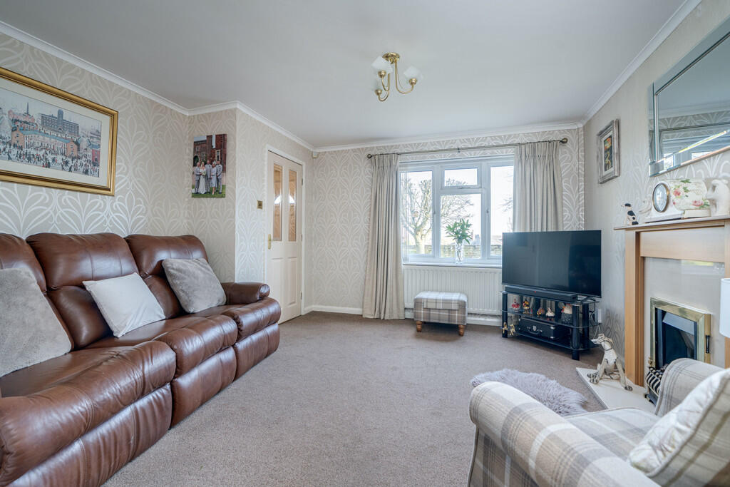 Additional image 3 of Clumber Drive, Gomersal