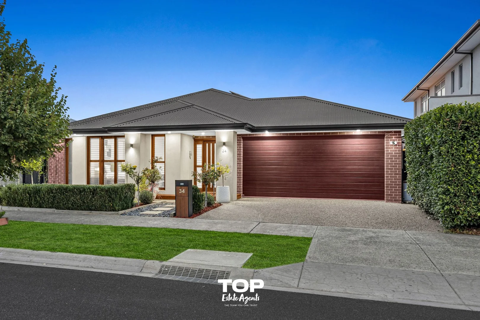 Additional image 2 of 34 Glenrose Boulevard, Clyde North VIC 3978