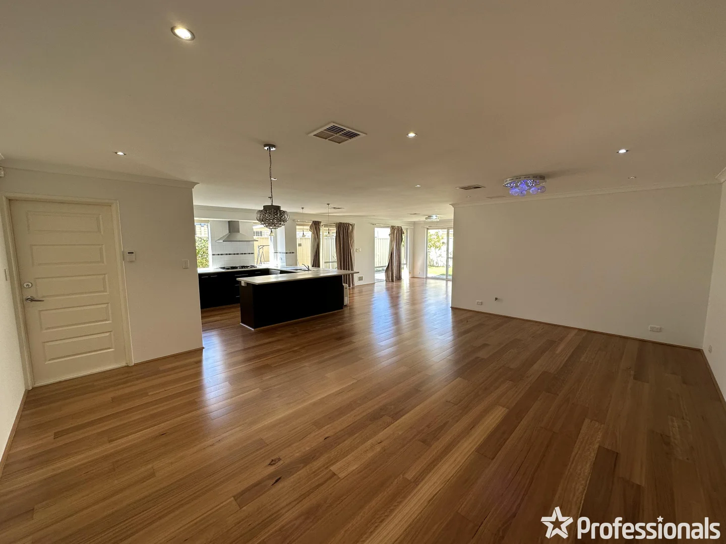 Additional image 8 of 74 Coulthard Crescent, Canning Vale WA 6155