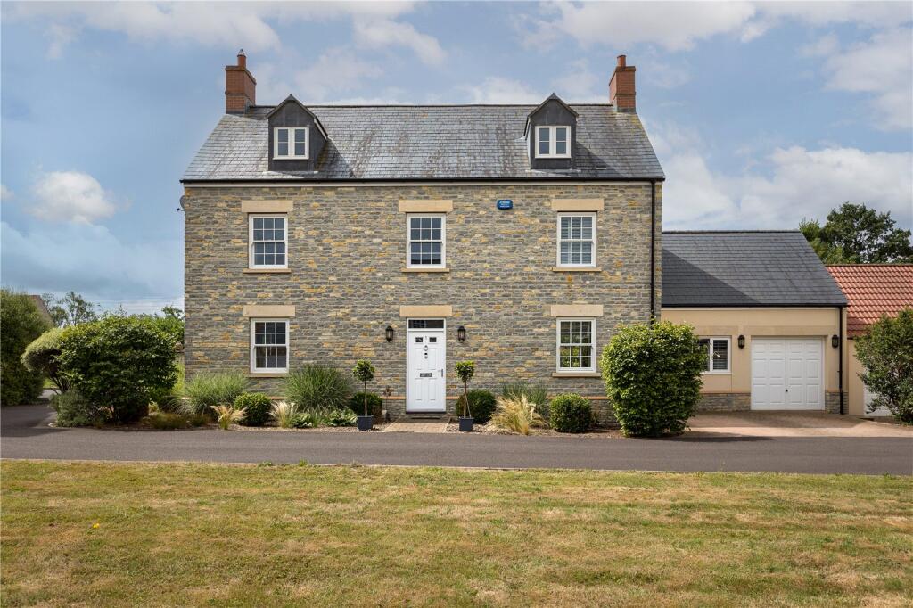 Five Bedroom Detached House in Butleigh