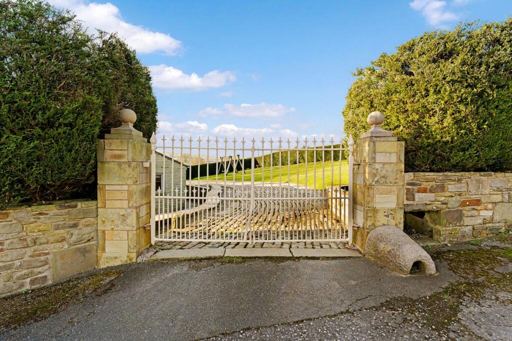 Additional image 49 of Hurst Lane, Rossendale, BB4 | 4/5 Bedroom Period Home With Stunning Views, Close to Rawtenstall