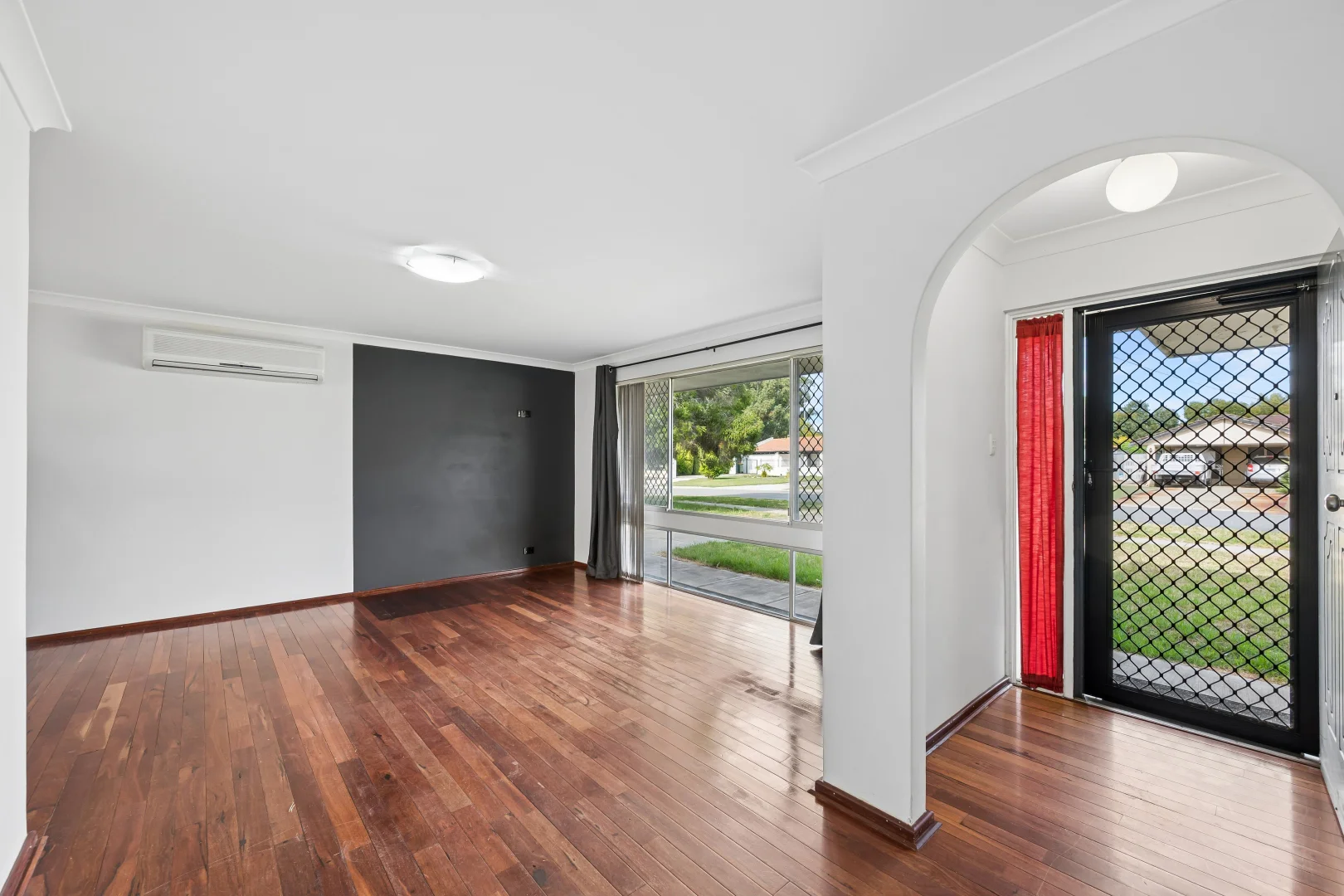 Additional image 3 of 11 Elvington Way, Thornlie WA 6108