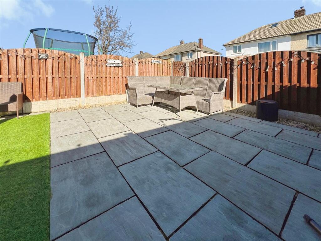 Additional image 23 of Wrose Grove, Bradford, BD2 1PQ