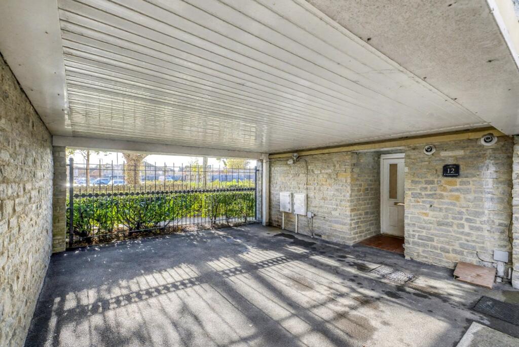 Additional image 22 of Central Wells, walking distance to all facilities