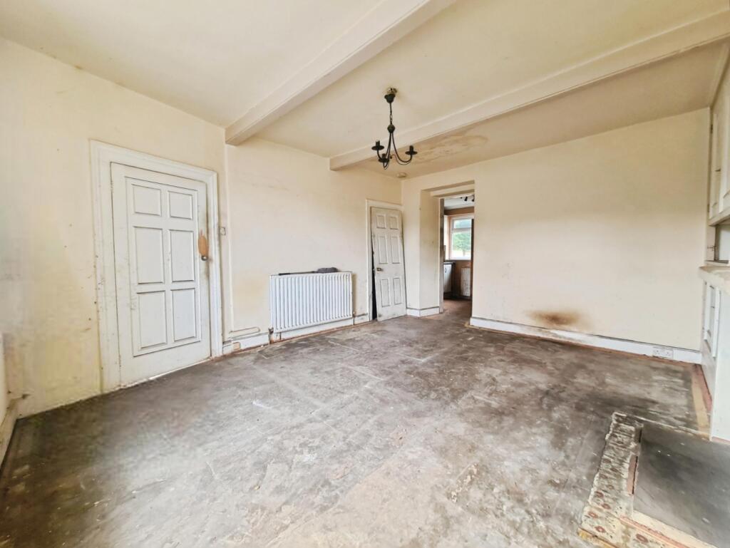 Otley Road, Baildon, BD17 7JJ photo 3