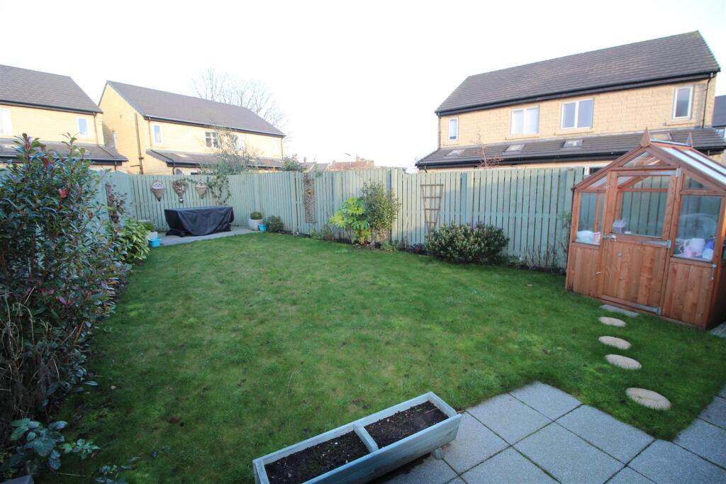 Additional image 19 of Delf Hill Close, Low Moor, Bradford