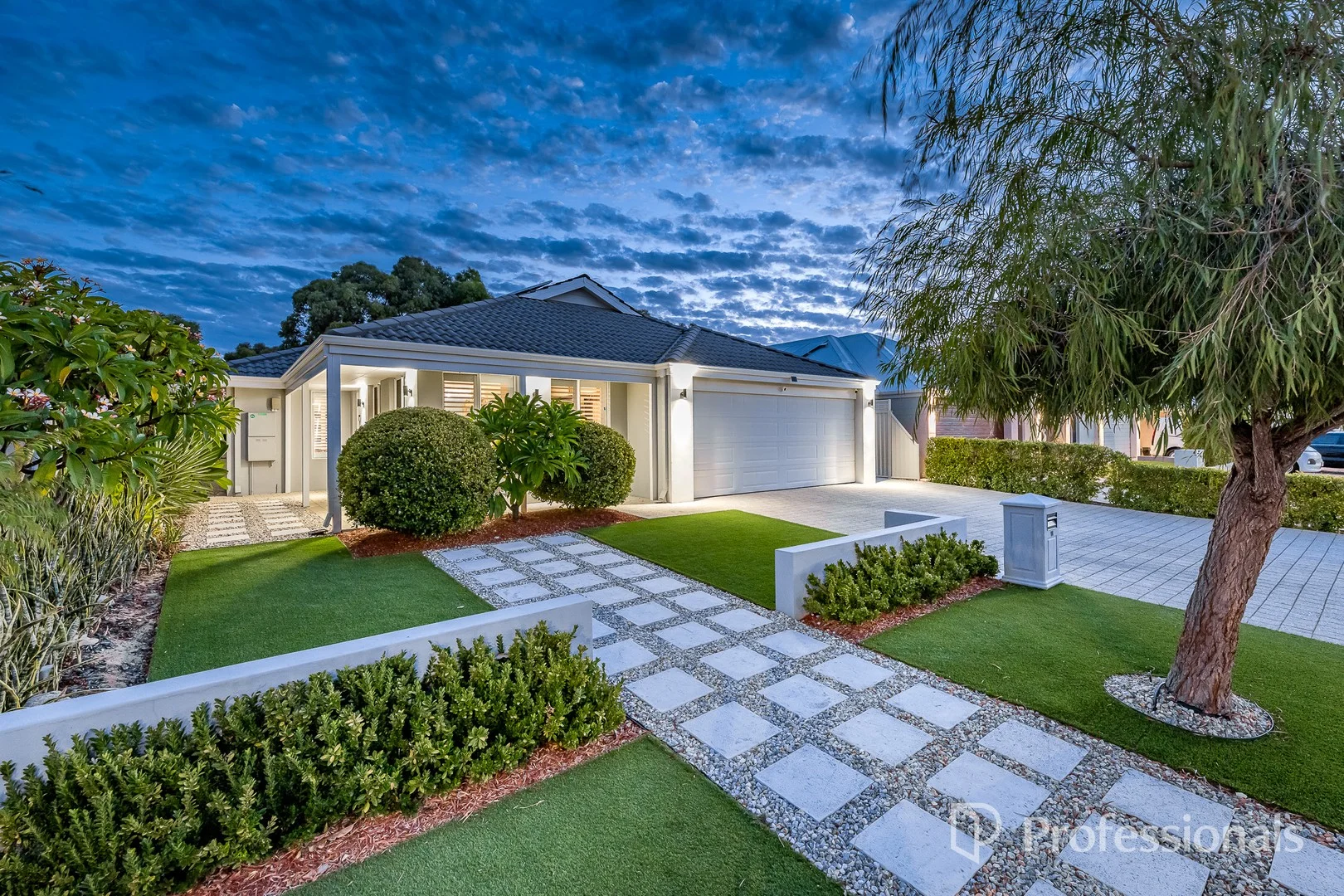 11 Gangway Turn, Alkimos WA 6038