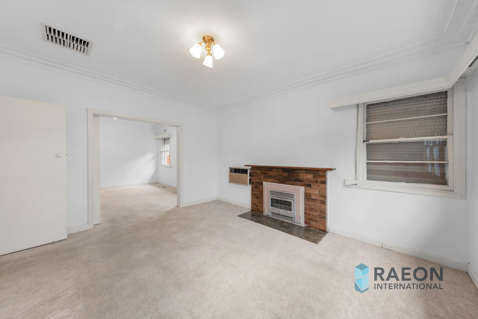 112 Thompsons Rd, Bulleen VIC 3105 photo 3