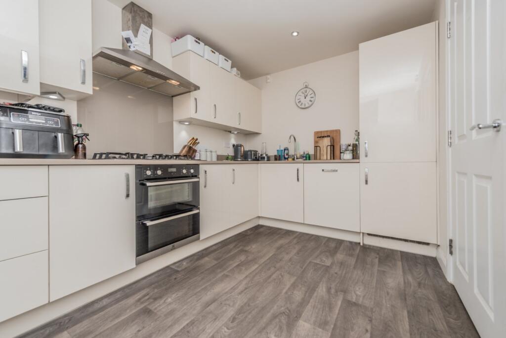 Additional image 5 of Ridge Lane, Birkenshaw, Bradford, West Yorkshire, BD11