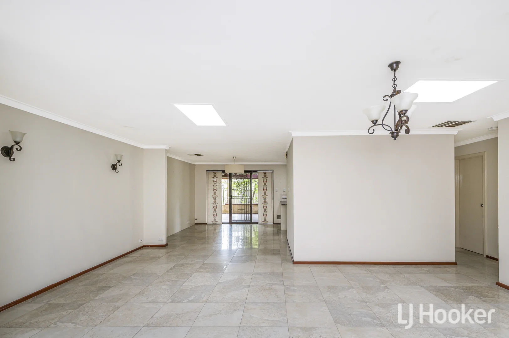 Additional image 5 of 2/61 Connelly Way, Booragoon WA 6154