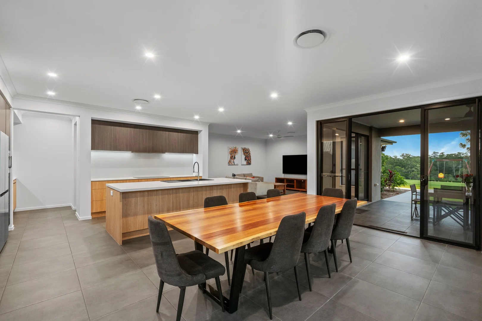 Additional image 8 of 11 Harrison Crescent, Ocean View QLD 4521