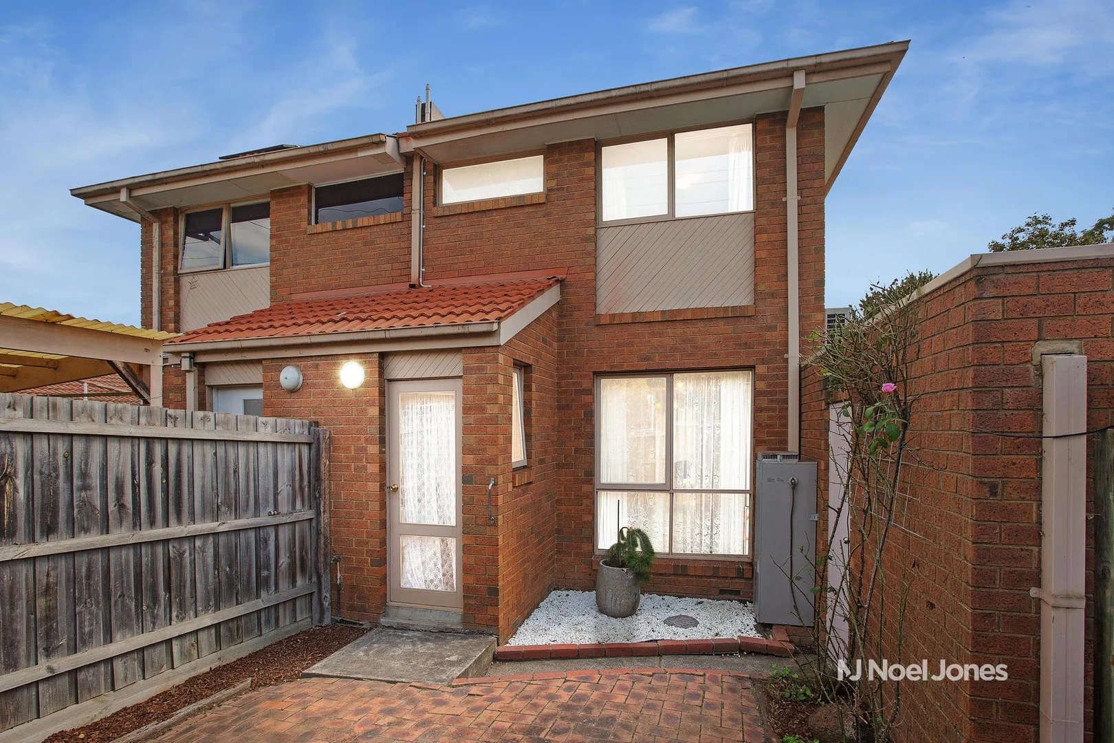Additional image 10 of 3/300-304 Dorset Road, Croydon VIC 3136