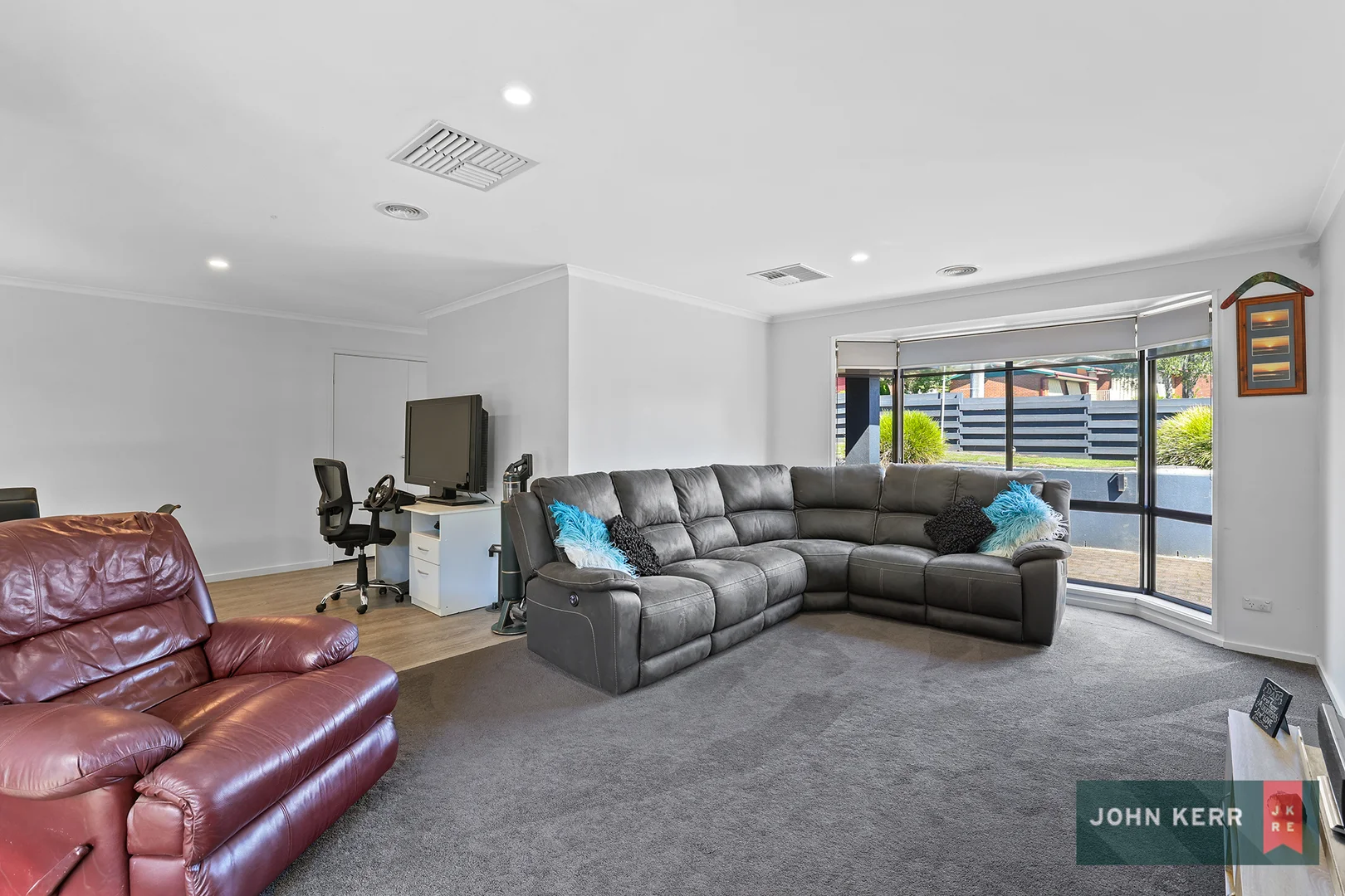 45 Scorpio Drive, Moe VIC 3825 photo 3