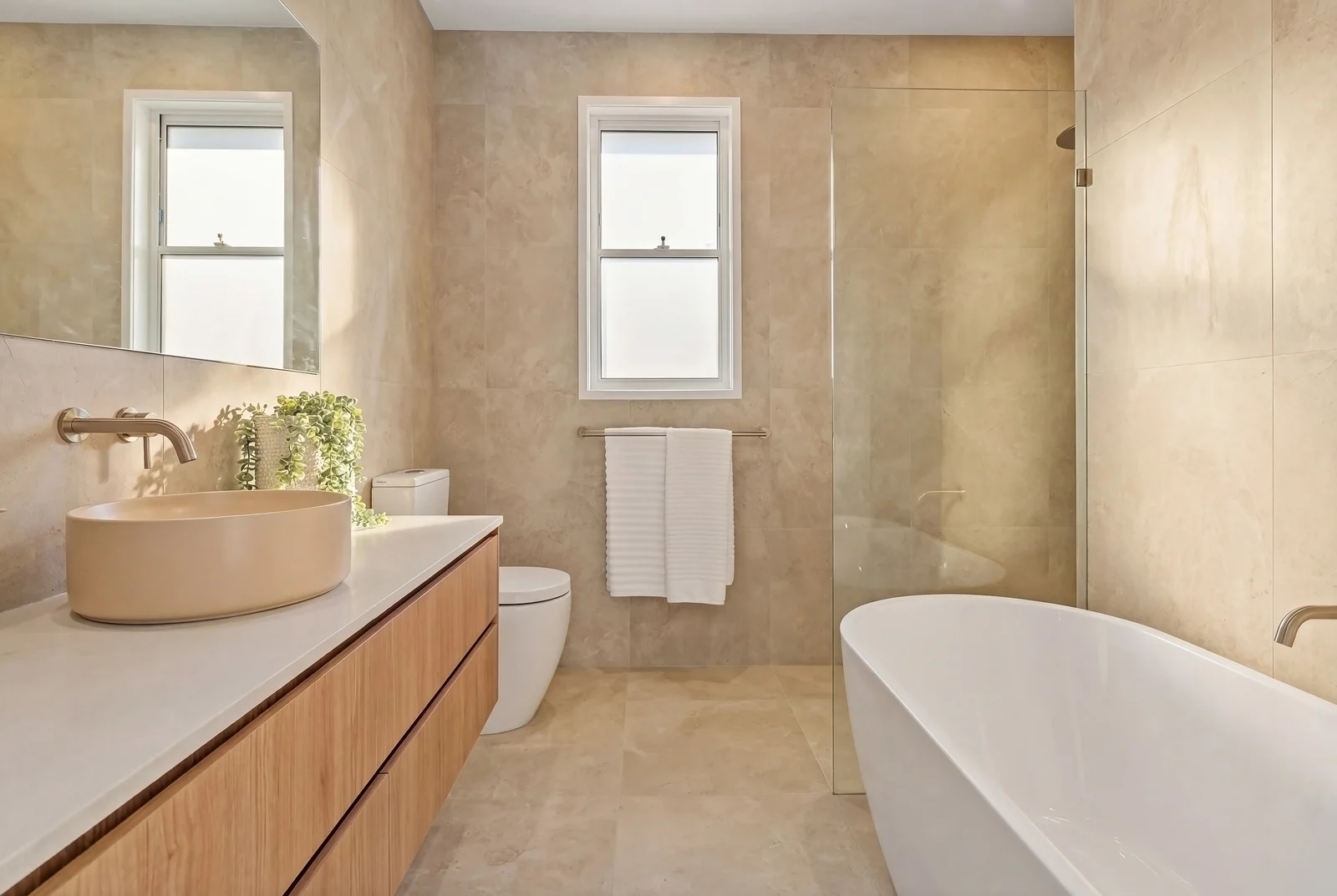 Additional image 13 of 2/17 Third Avenue, Palm Beach QLD 4221