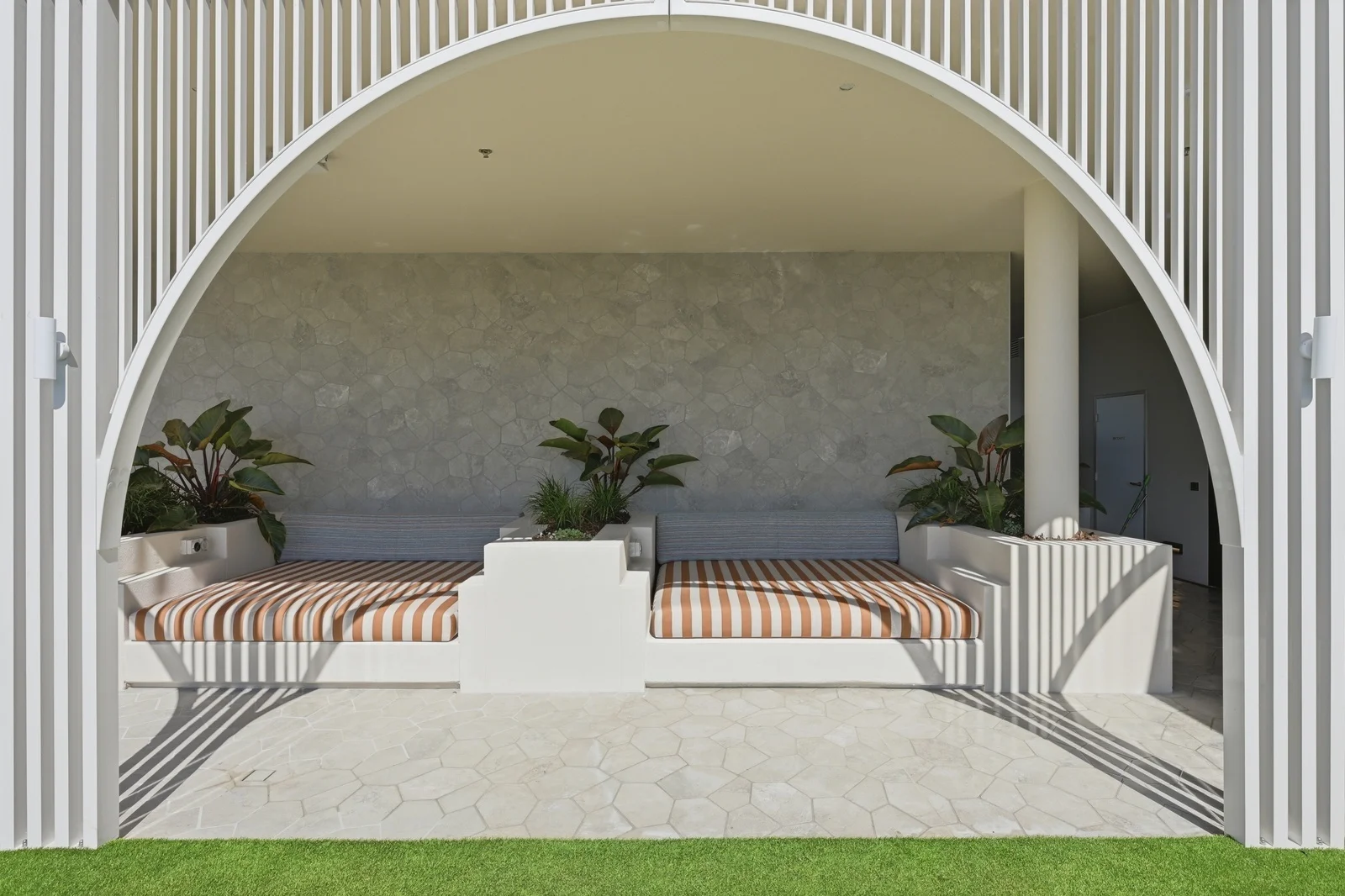 Additional image 25 of 206/217-227 Boundary Street, Rainbow Bay QLD 4225