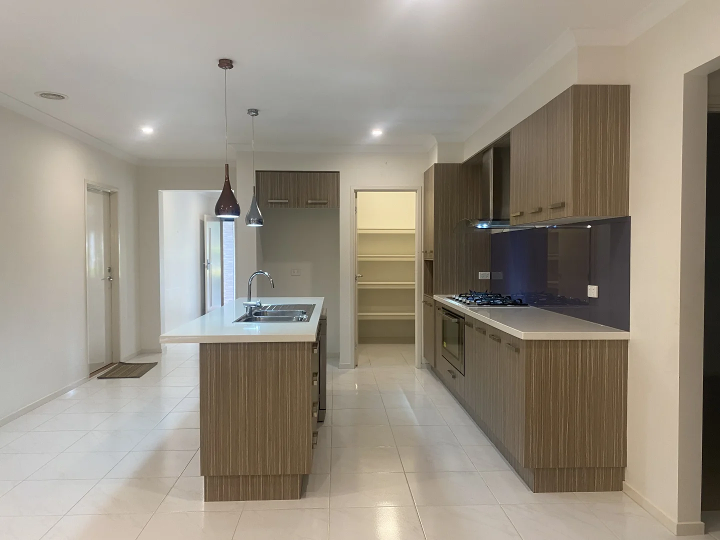 102 Sunstone Boulevard, Doreen VIC 3754 photo 2