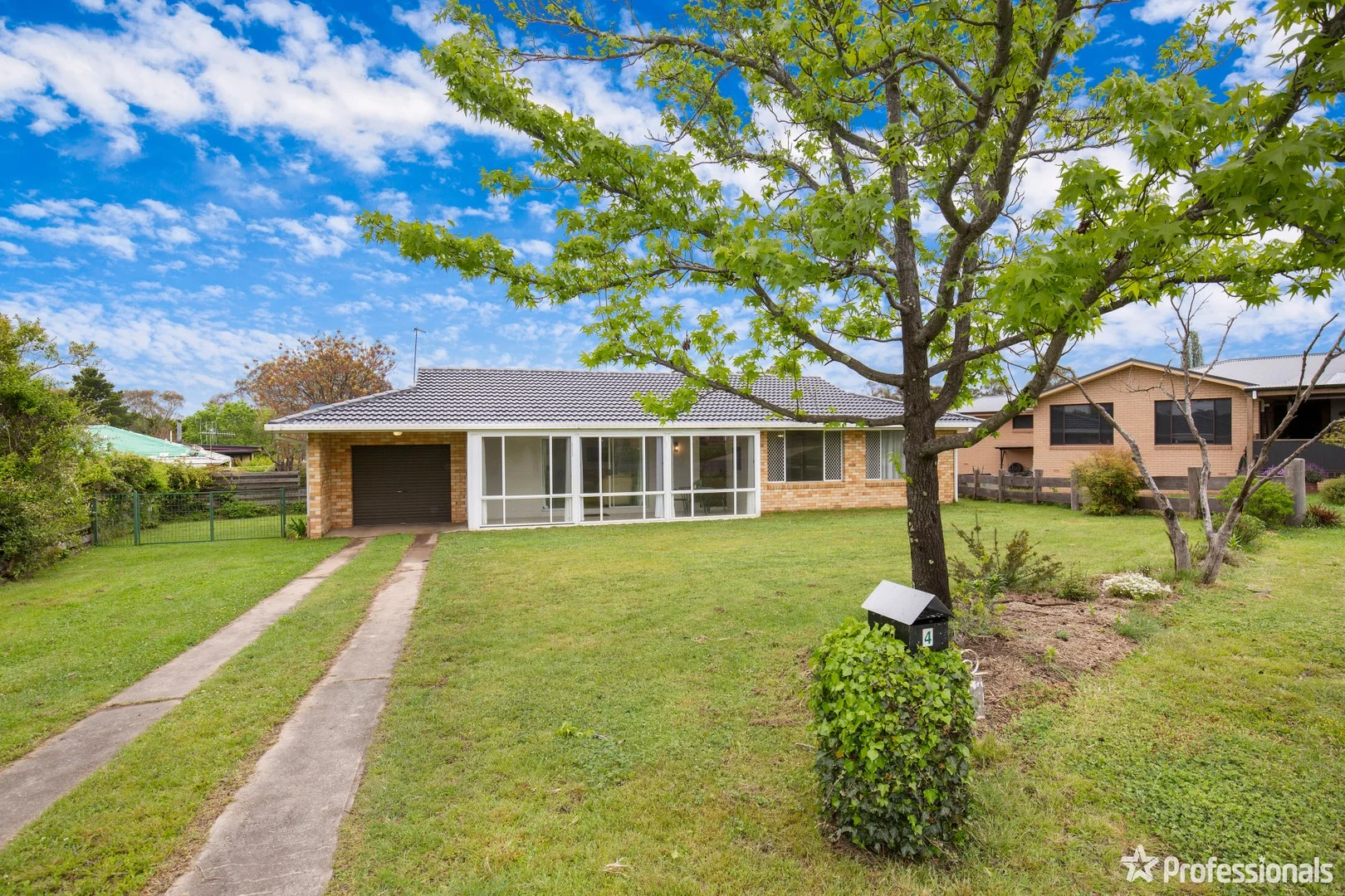 4 Tamar Place, Armidale NSW 2350