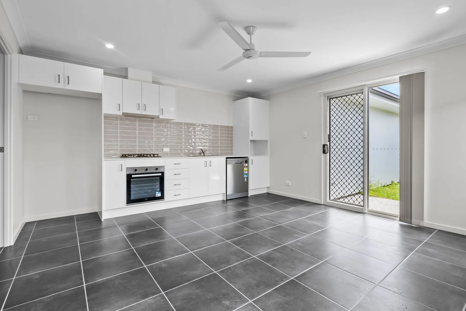 Additional image 2 of 2/6 Vincent Street, Caboolture QLD 4510