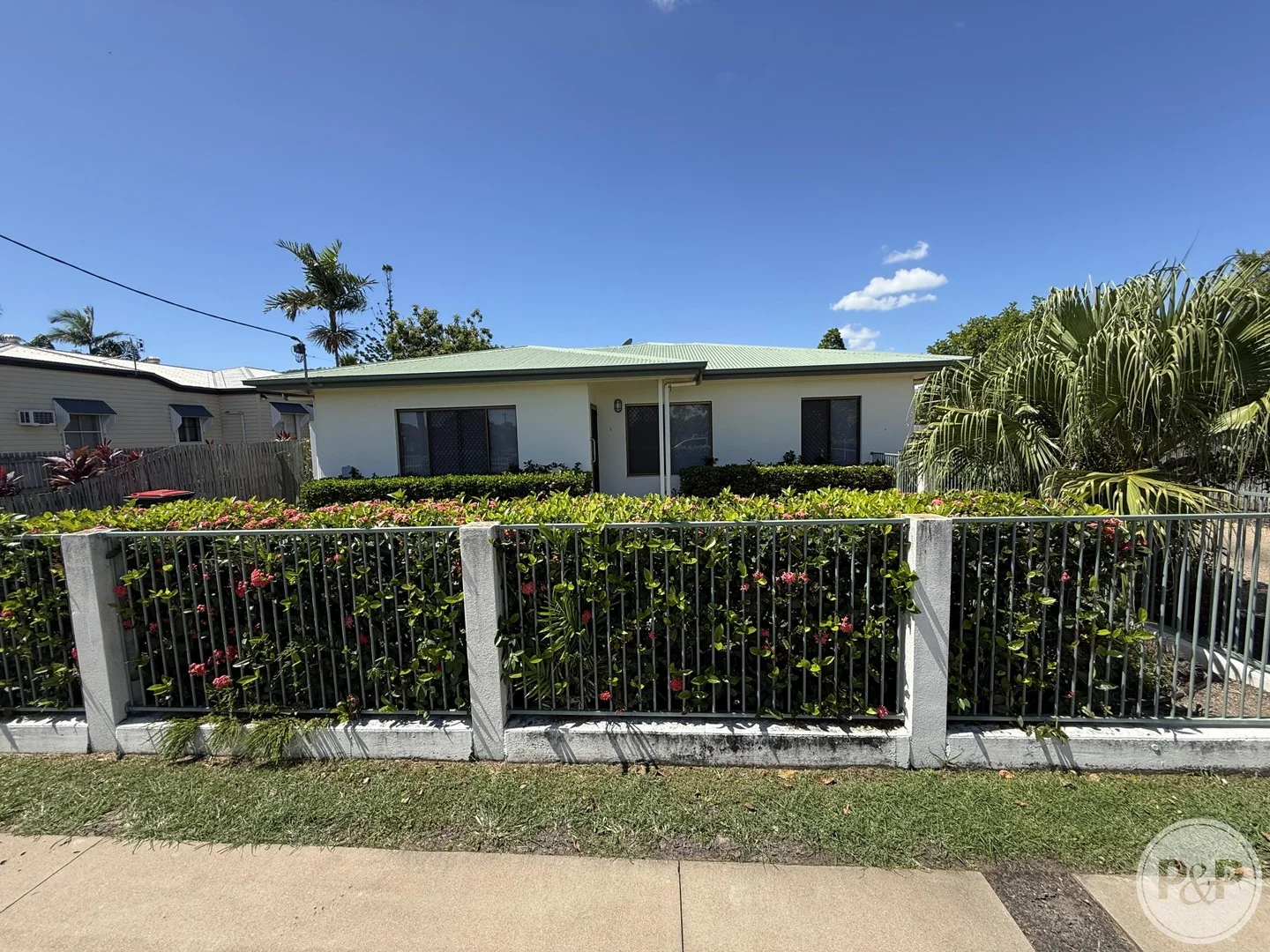 1/63 Hugh Street, West End QLD 4810