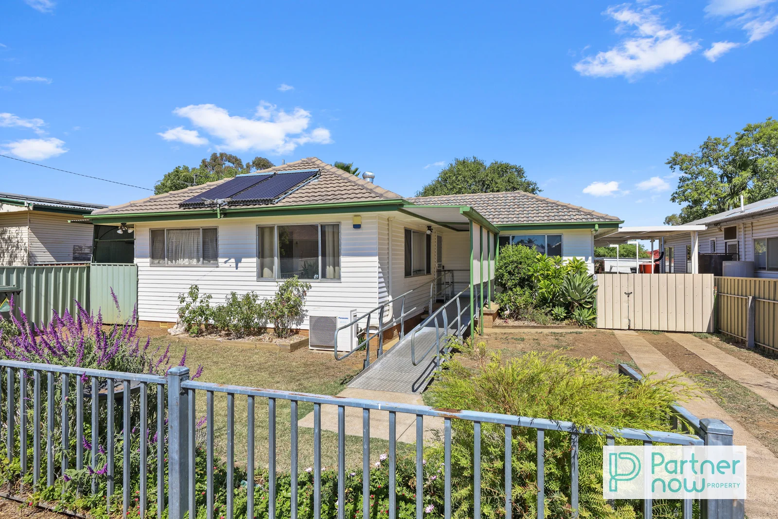 14 Southview Street, Tamworth NSW 2340