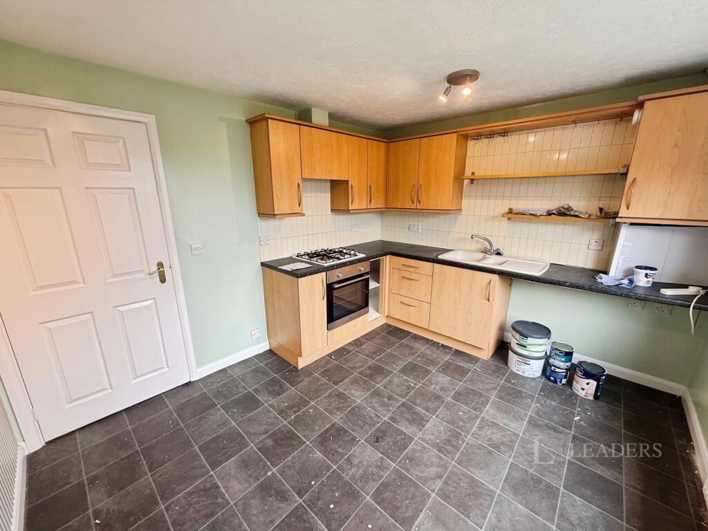 Lysander Way, Cottingley, BD16 photo 3