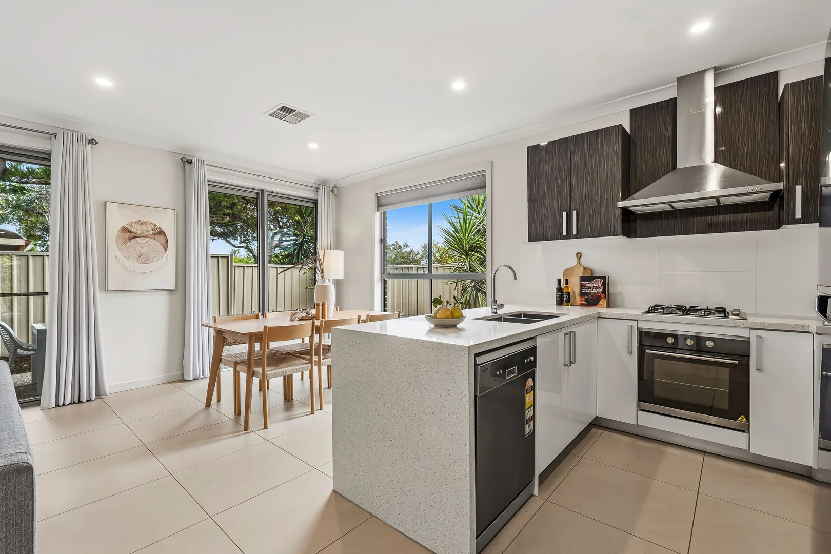 Additional image 2 of 8B Seaforth Avenue, Dover Gardens SA 5048