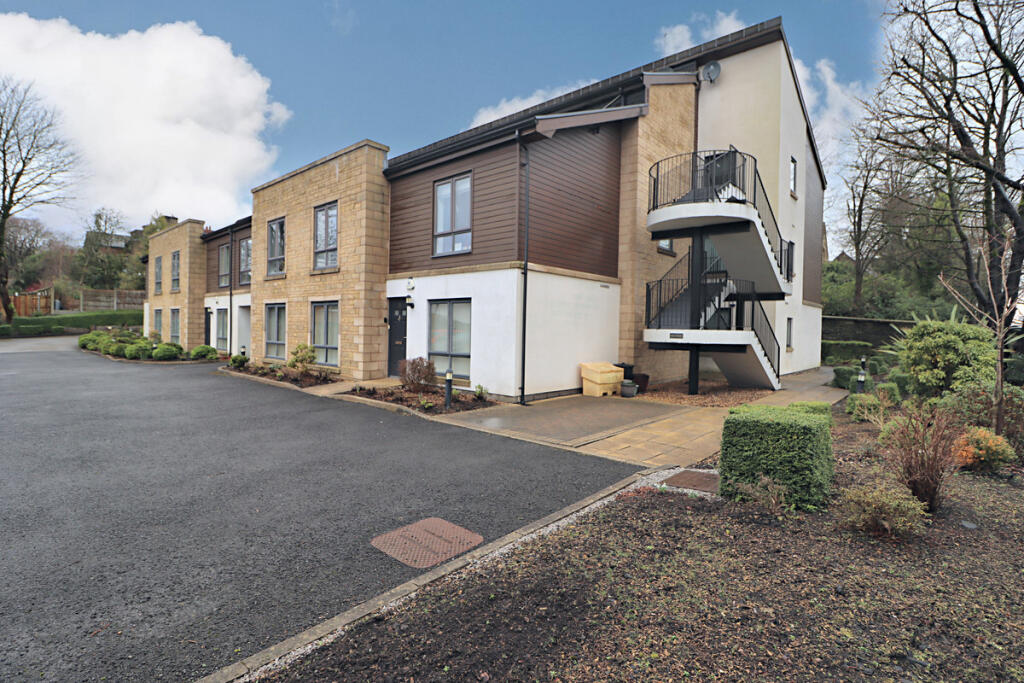 Oldfield Avenue, Darwen, BB3
