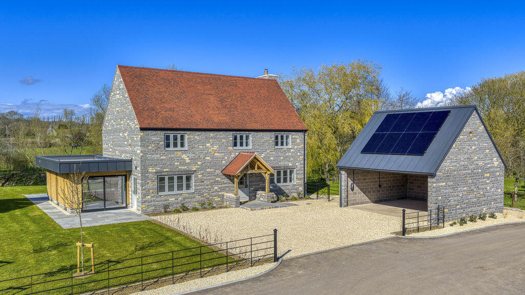 Stunning new home in the heart of popular Alhampton, just minutes from Castle Cary.