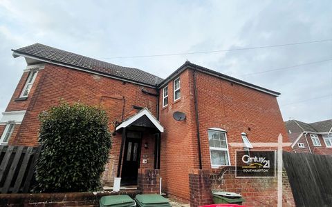 |Ref: R152323|, St. James Park Road, Southampton SO15
