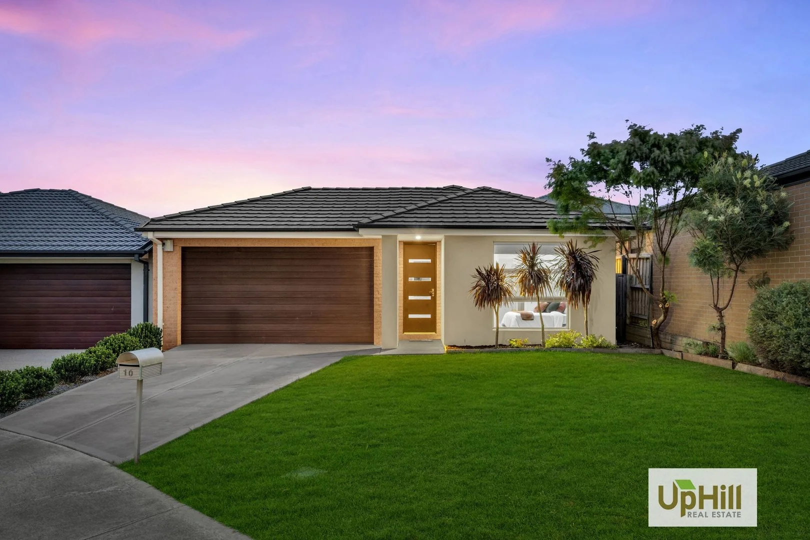 10 Galaxias Court, Clyde North VIC 3978