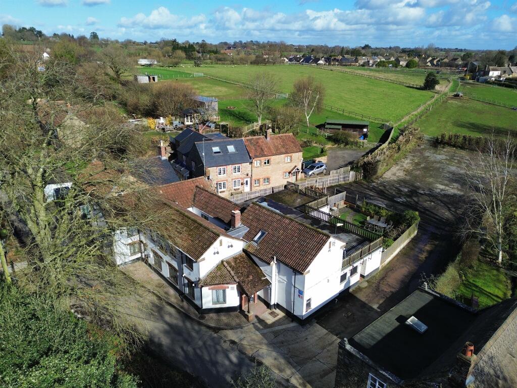 Additional image 27 of Holywell, East Coker, Yeovil