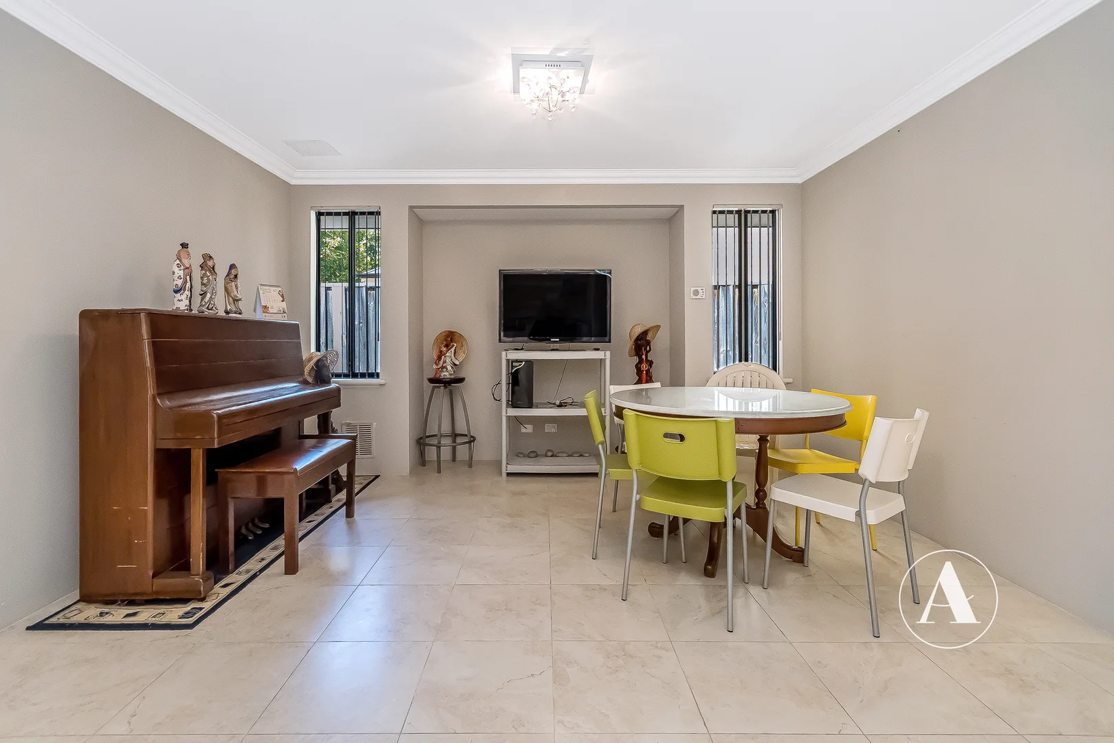 Additional image 15 of 30 Ambleside Way, Canning Vale WA 6155