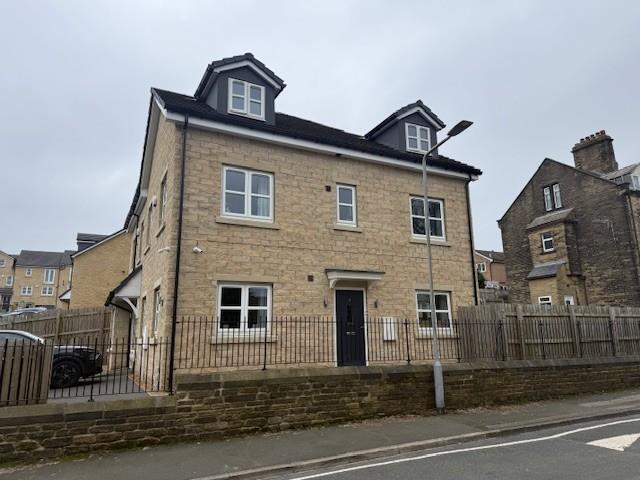 Additional image 24 of Hutton Hall Drive, Eccleshill, Bradford