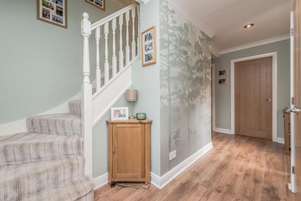 Additional image 2 of St. Lukes Close, Cleckheaton, West Yorkshire, BD19