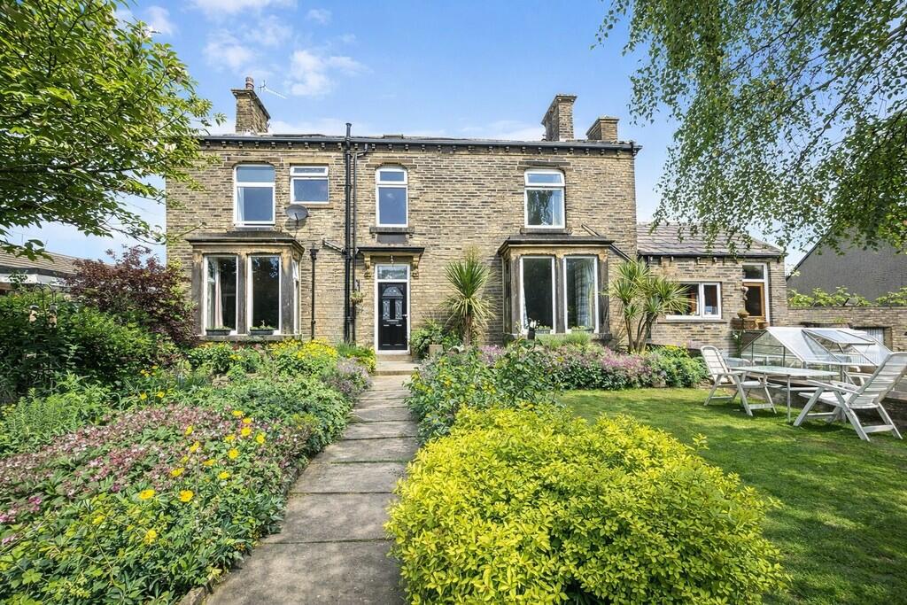 Broomfield Place, Clayton