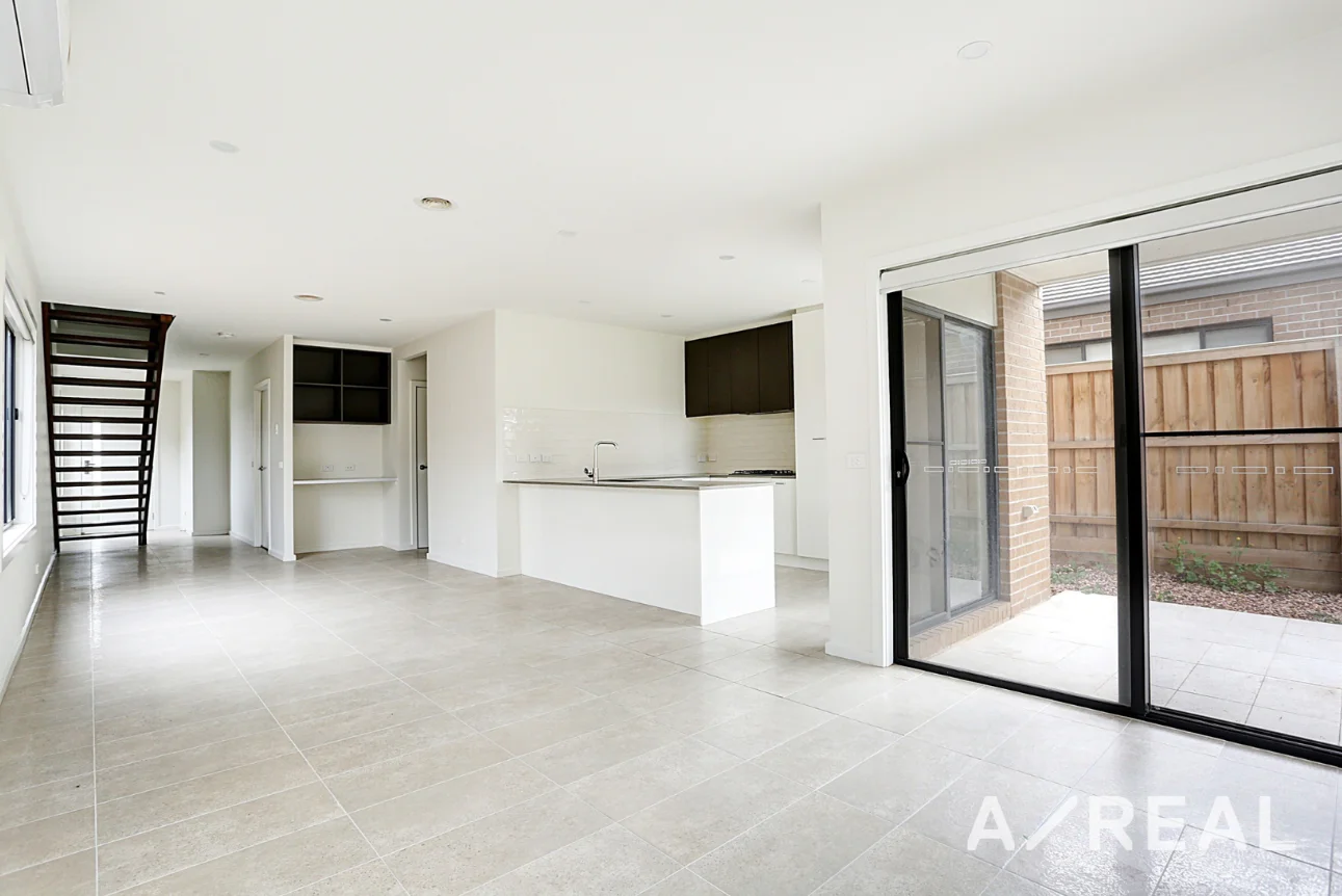 16 Lavinia Street, Greenvale VIC 3059