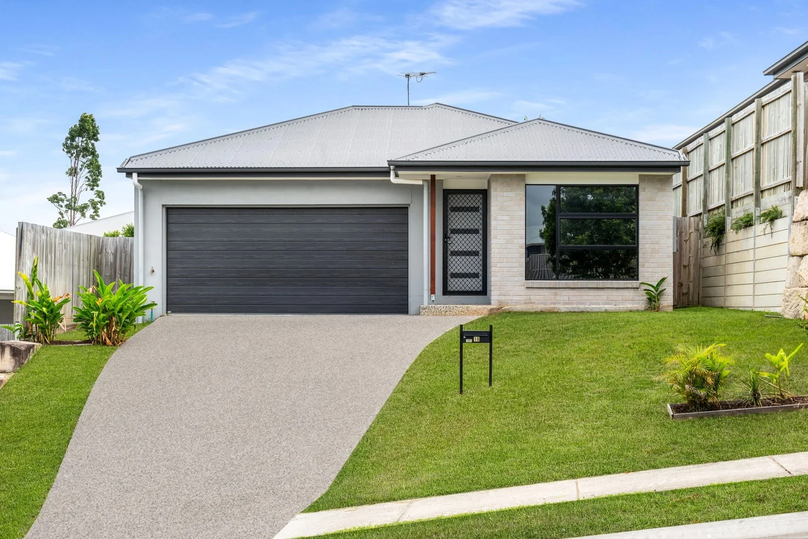 10 Spyda Road, Bahrs Scrub QLD 4207