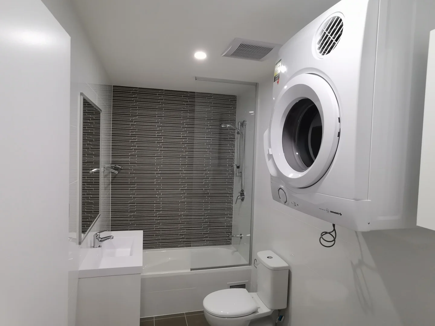 Additional image 8 of K 212/81-86 COURALLIE AVENUE, Homebush West NSW 2140
