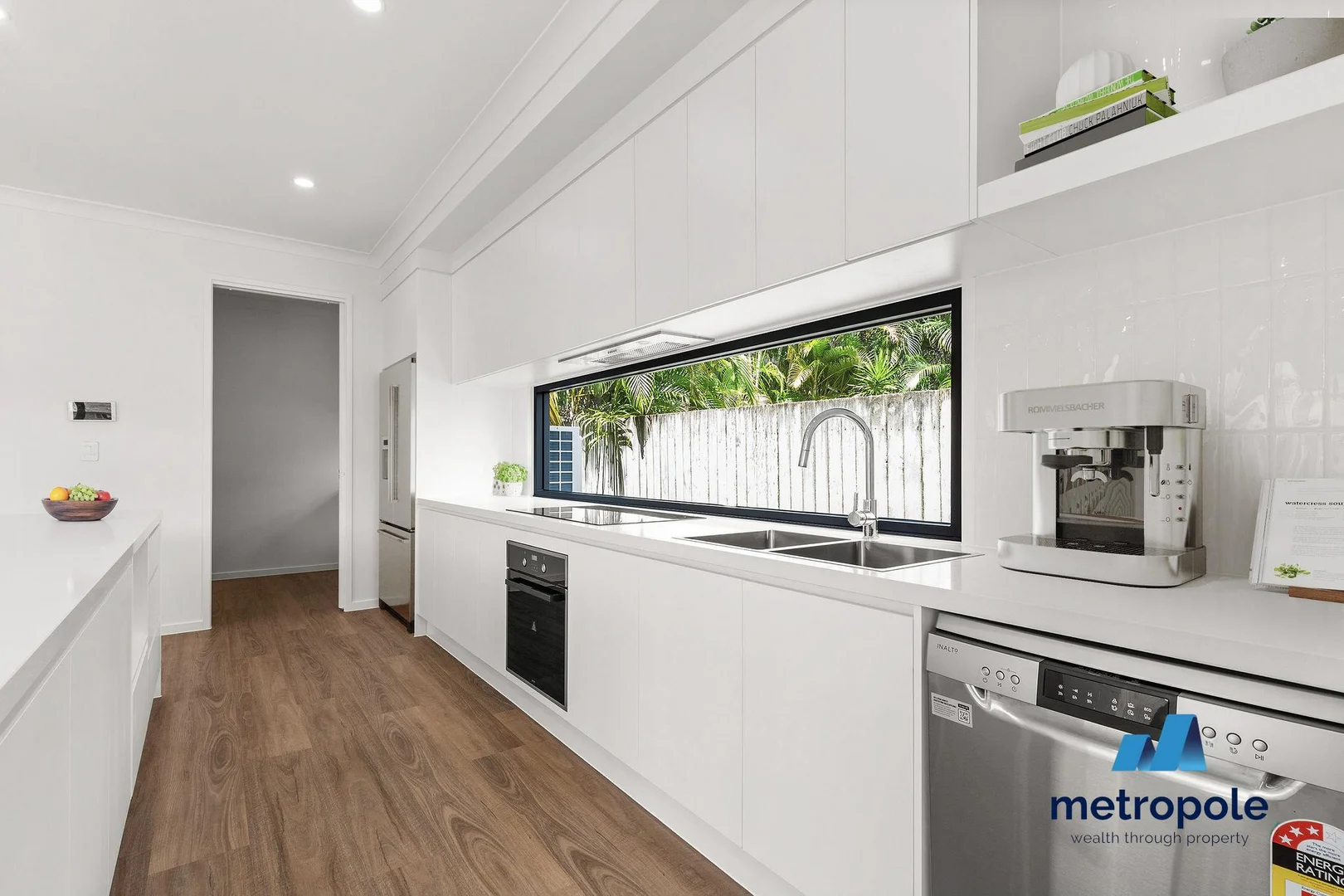 Additional image 3 of 8 Nightingale Street, Mount Gravatt East QLD 4122